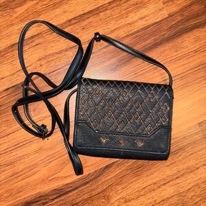 CROSSBODY PURSE